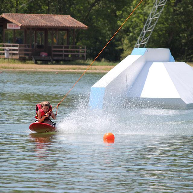 Téléski nautique de Moncontour