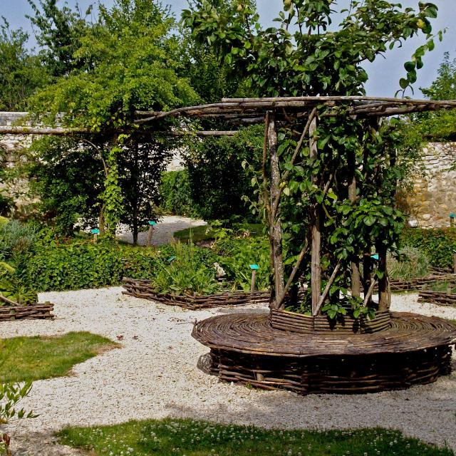 Jardin D'inspiration Médiévale