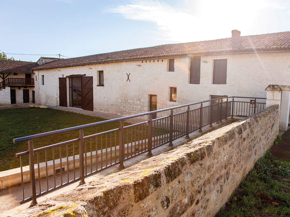 05_La Grange_vue extérieur