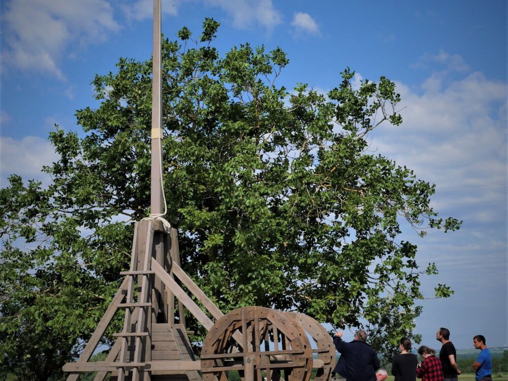 Chateau-de-Monts-sur-Guesnes-2022 - Atelier Trébuchet