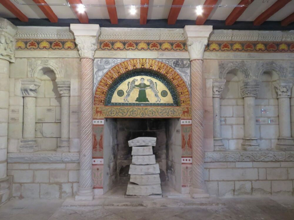 art roman  loudun.JPG_1