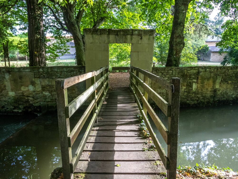 19_Porte vers le parc municipal.jpg_4