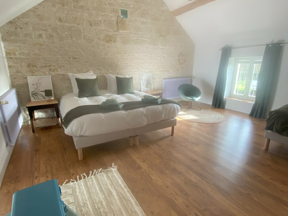 Grande chambre verte, lit king size + lit simple