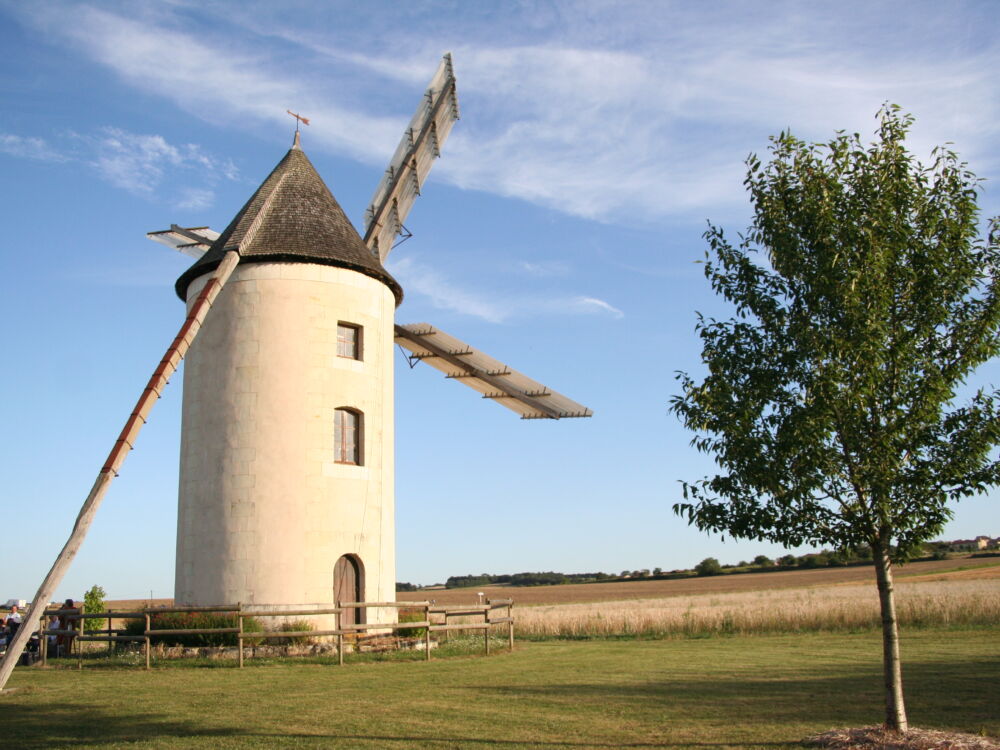 SECTEUR TROIS MOUTIERS 01-Moulin du Gué Sainte-Marie_Les Trois-Moutiers_2012