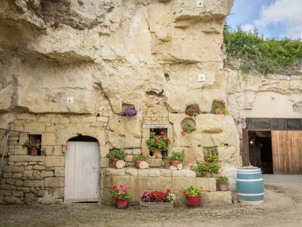 cavestroglodytes-domainedugrandlclosfamillerobert-vinsdesaumur-proximite-centerparcs-vienne