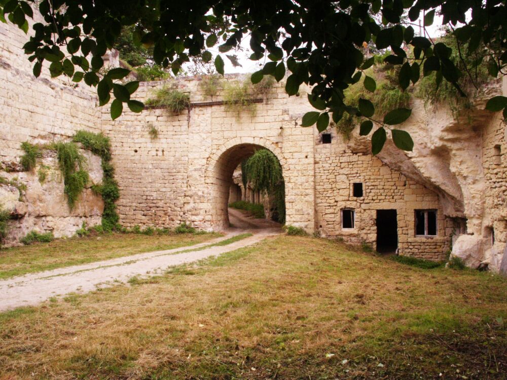 Sentier entre Dive et Troglos